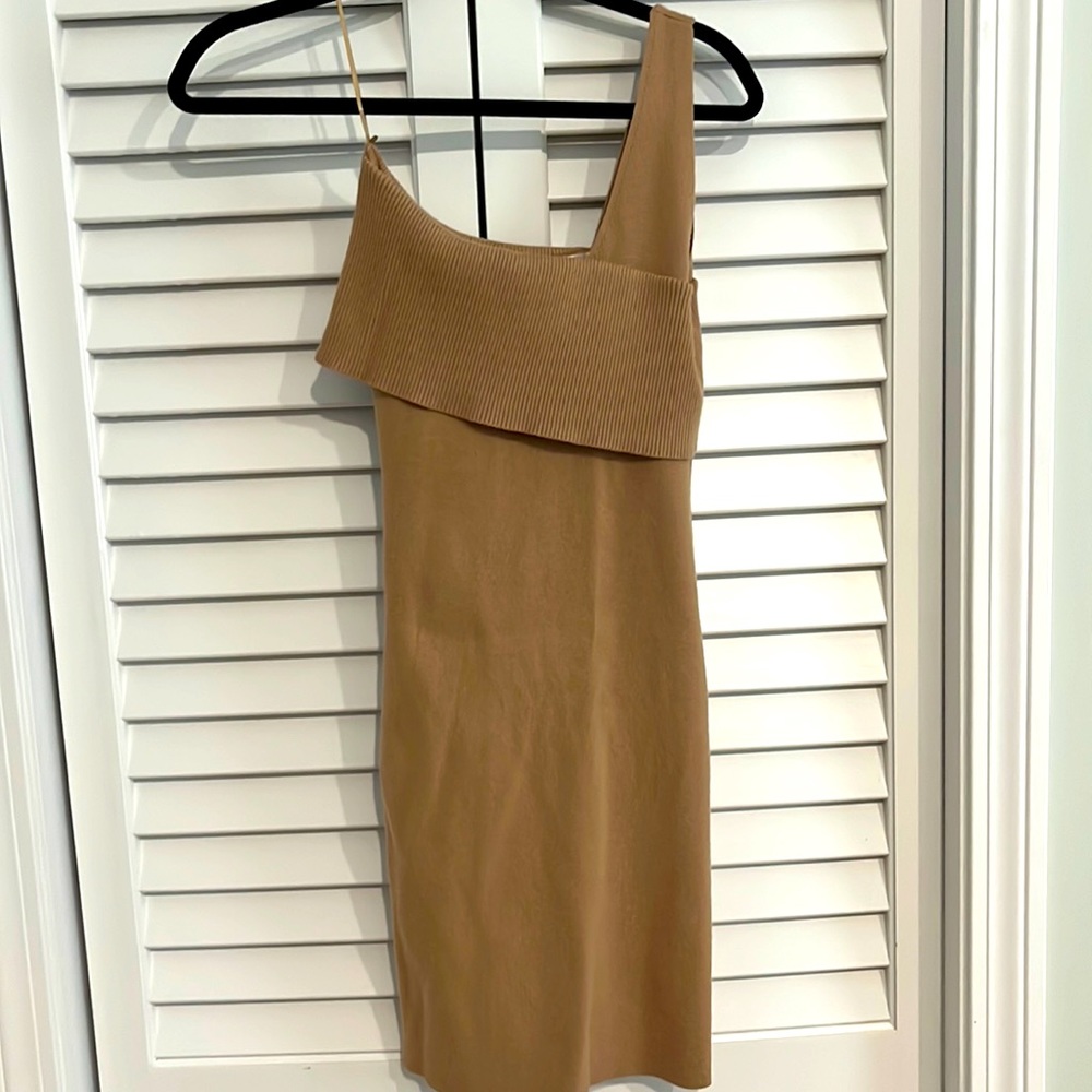 Mini bodycon dress. one shoulder